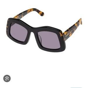 Tortoise Shell Square Sunglasses